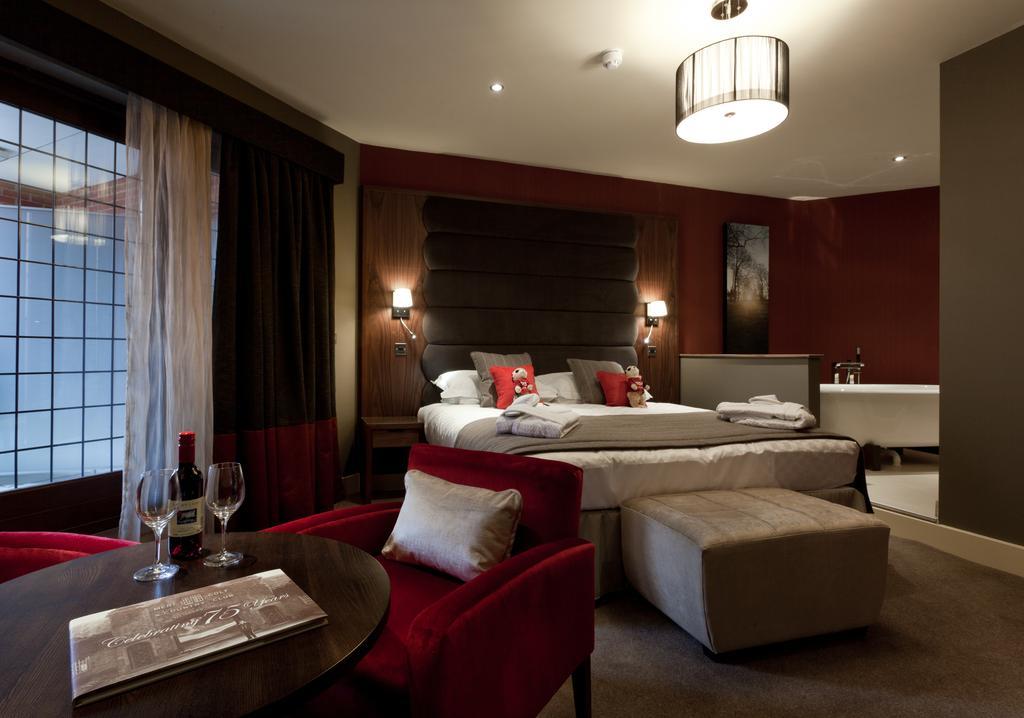 The Mere Golf Resort & Spa Eksteriør bilde