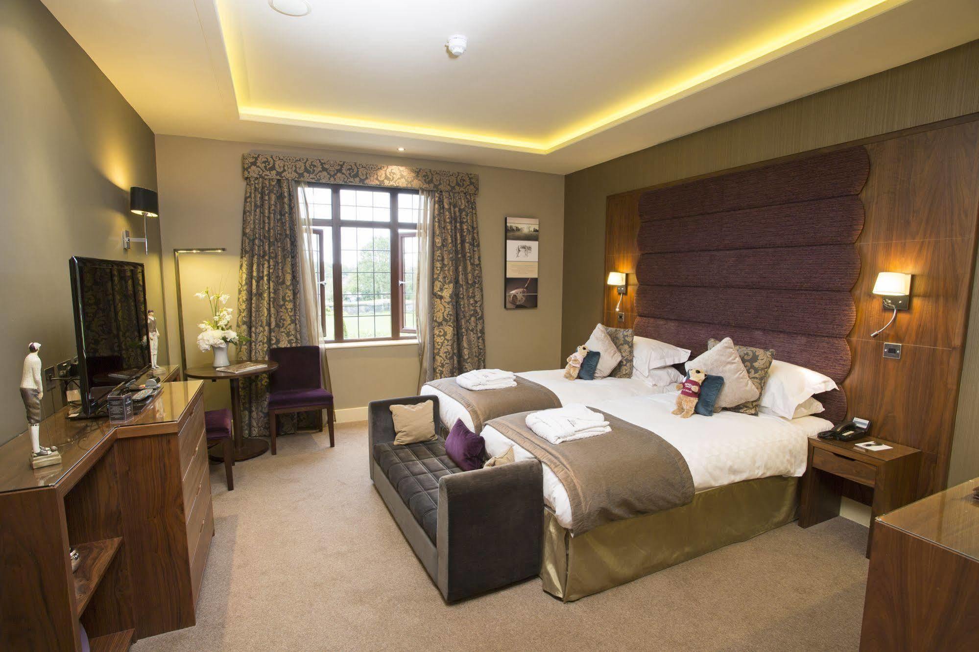 The Mere Golf Resort & Spa Eksteriør bilde